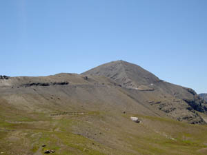 Photo de la Bonette - vue sur le sommet depuis le camp militaire