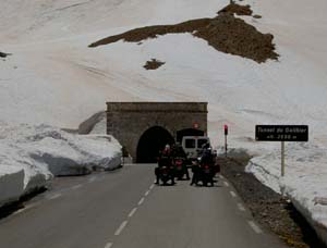 Tunnel du Galibier et neige