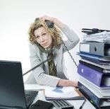 femme stressée au travail