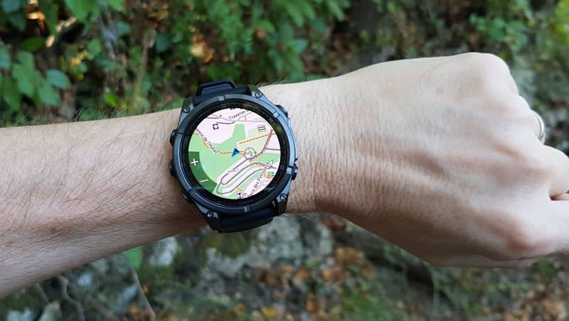 Taille Fenix 8 sur poignet