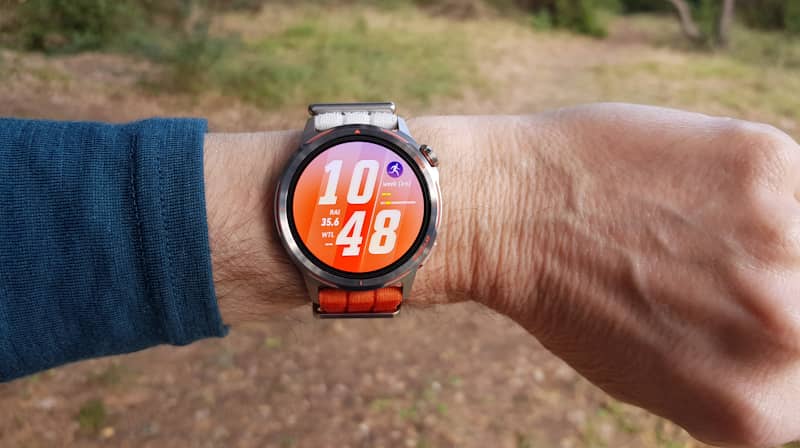 Watch GT Runner 2 sur mon poignet de 15 cm
