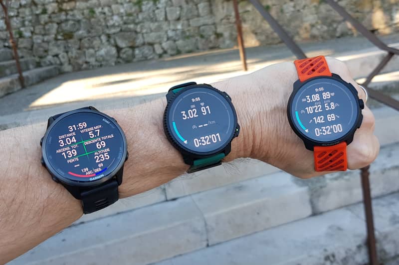 3 montres sur bras