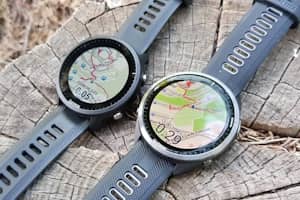 Ecran transflectif ou AMOLED : lequel choisir pour votre montre sportive ?