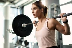 La musculation chez les femmes : bienfaits et conseils pratiques